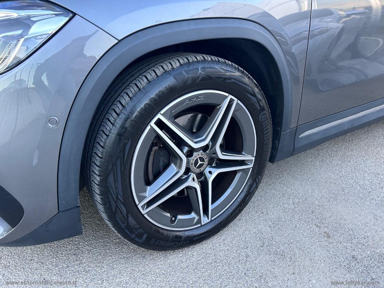 MERCEDES-BENZ GLA 200 d Automatic Premium