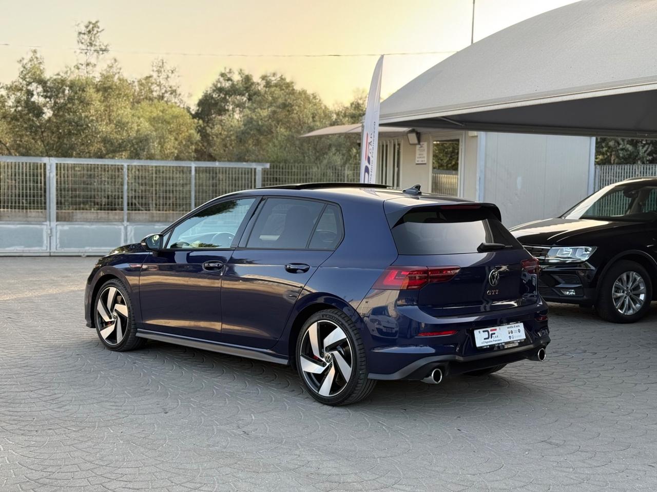 Volkswagen Golf GTI 2.0 TSI