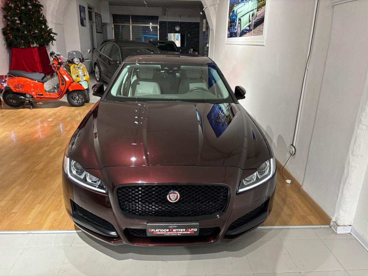 Jaguar XF 3.0 D V6 300 CV aut. Prestige