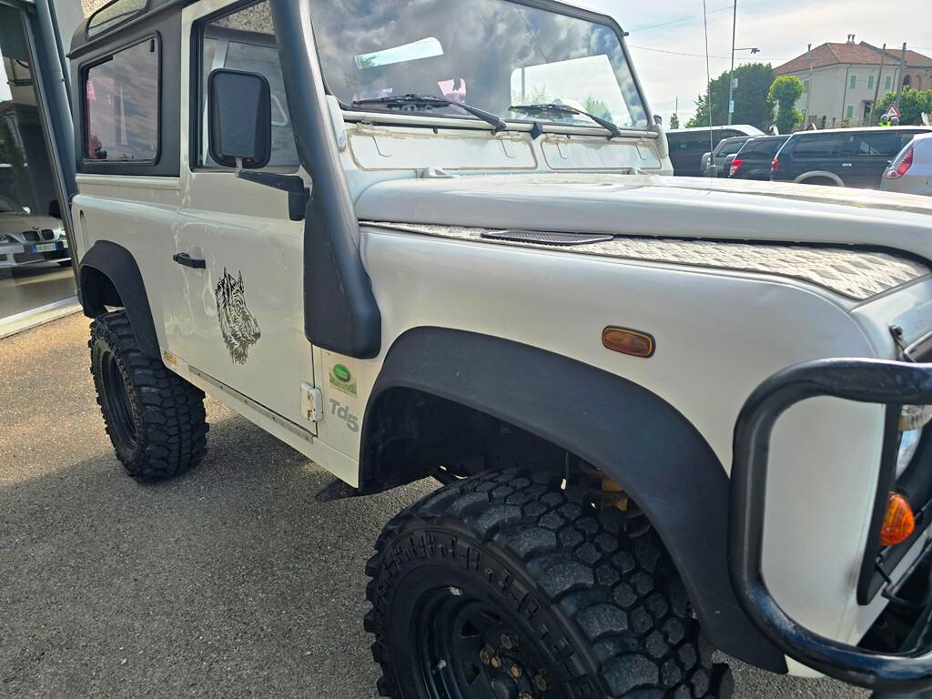 Land Rover Defender 90 2.5 Td5 SW 122CV