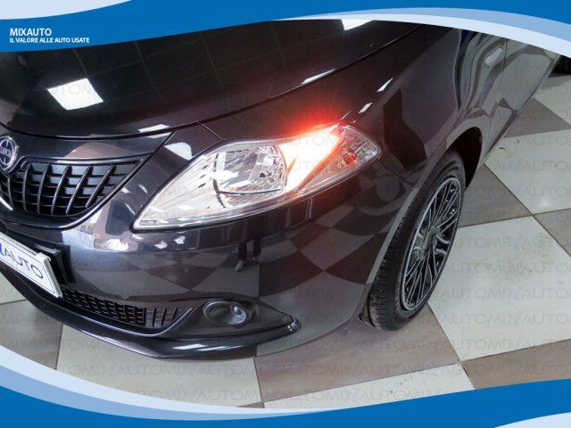 LANCIA Ypsilon Hybrid 1.0 FireFly 70cv 5 Porte Gold EU6 KM Ø