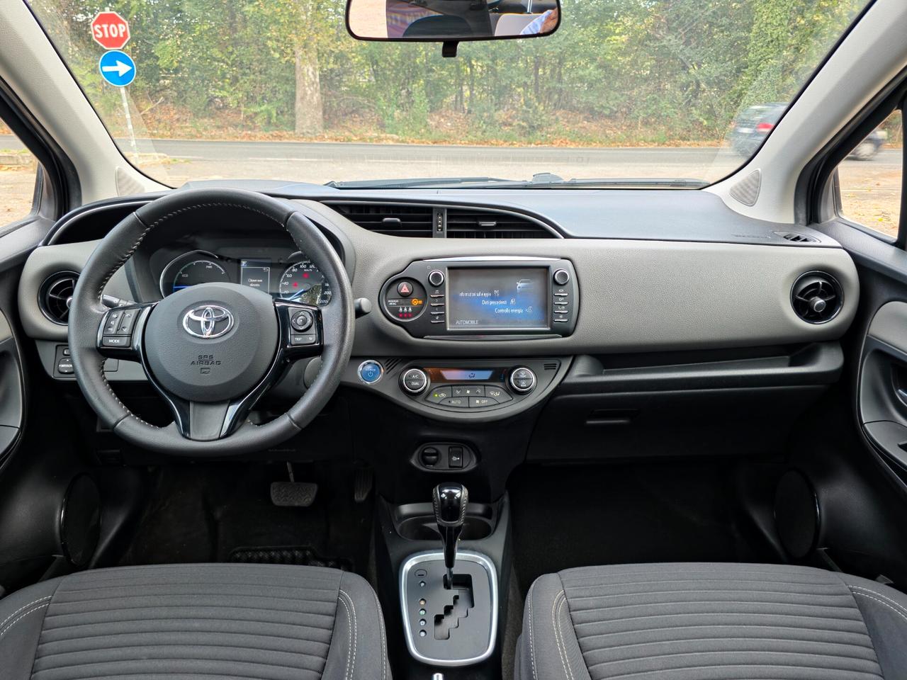 Toyota Yaris 1.5 Hybrid 5 porte Business E6 Automatico NEO 2018