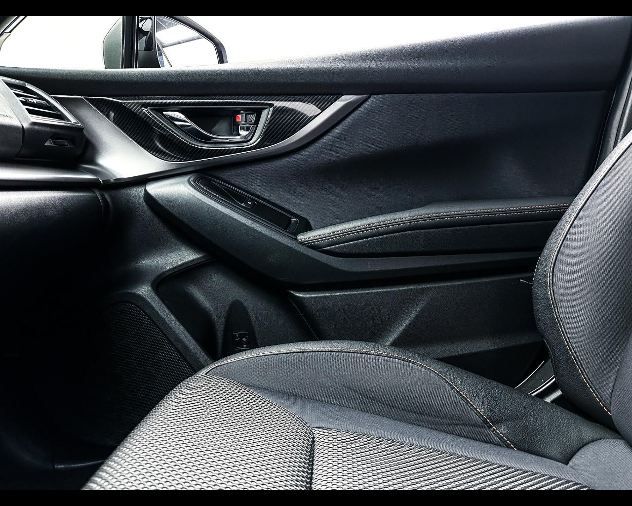 SUBARU XV 2.0i e-Boxer MHEV Lineartronic Style Navi