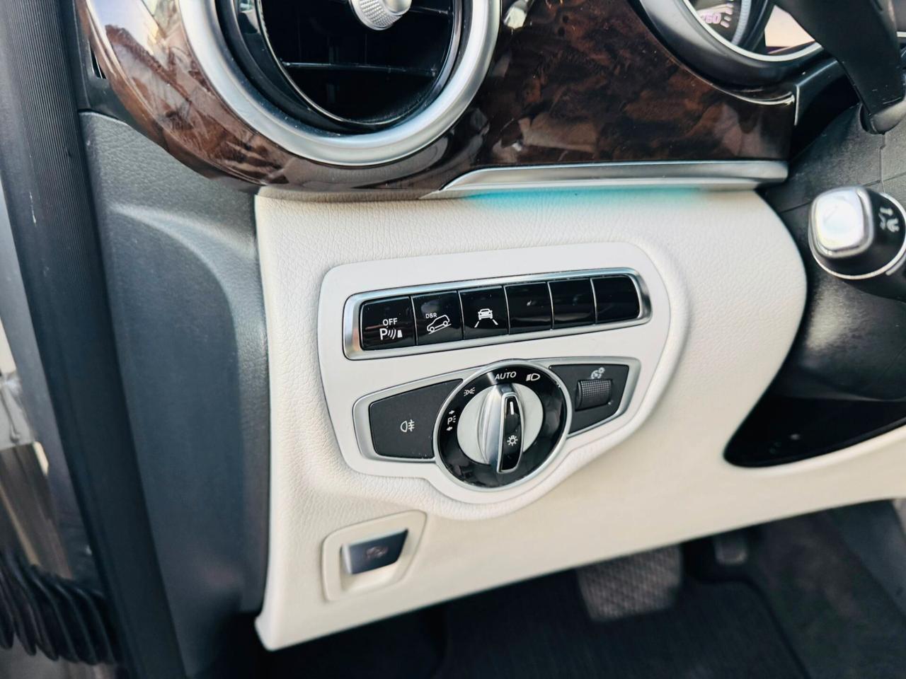 Mercedes-benz V 250 4 matic *motore sostituito 150.000km 7 posti € 19.500+ IVA