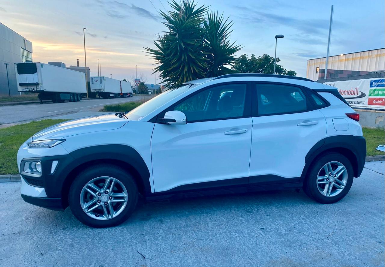 Hyundai Kona 1.6 CRDI 115 cv. *Soli 83.000 km