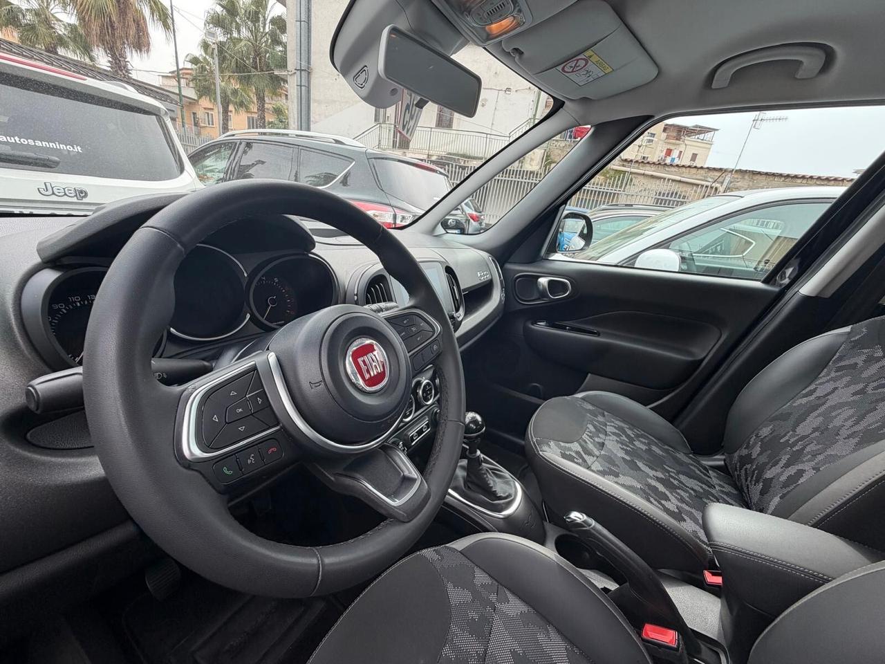 Fiat 500L 1.4 95 CV S&S Cross