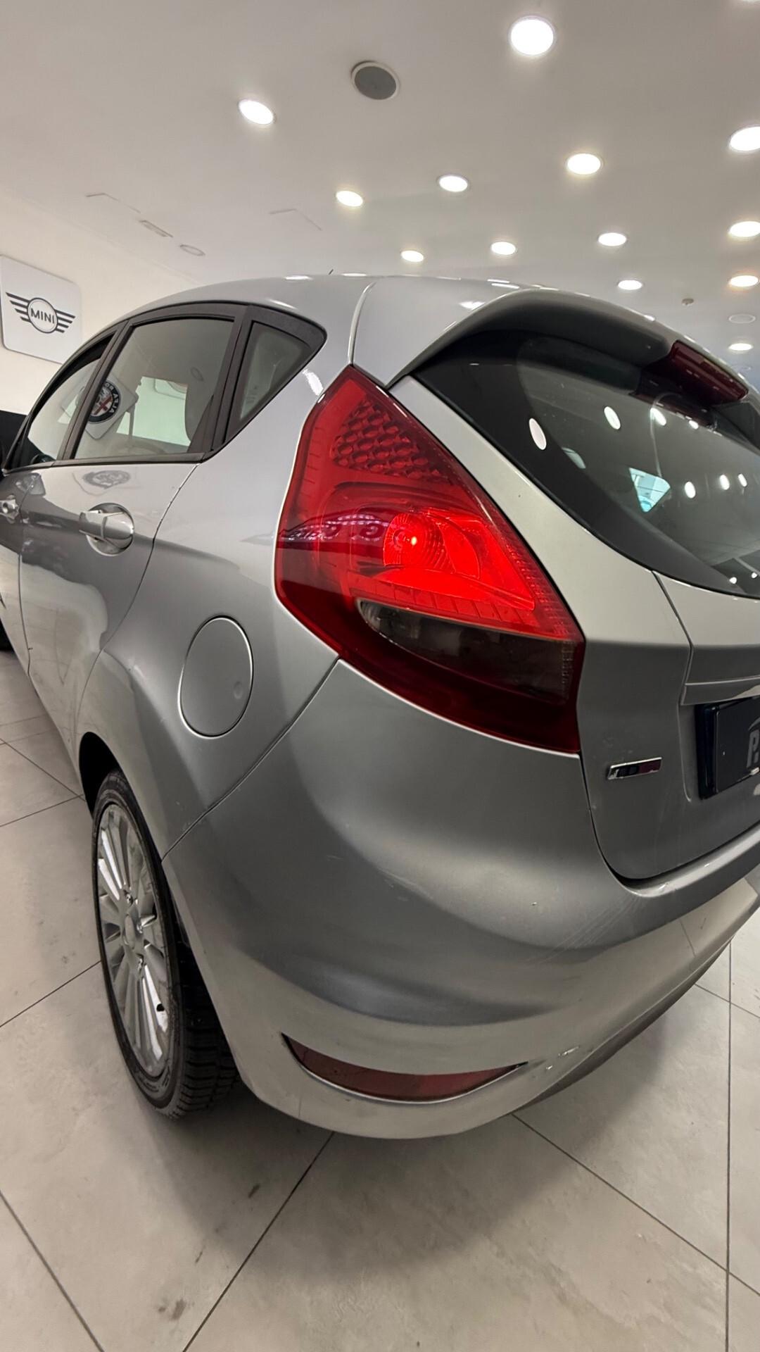 Ford Fiesta 1.4 TDCi 5p. Titanium