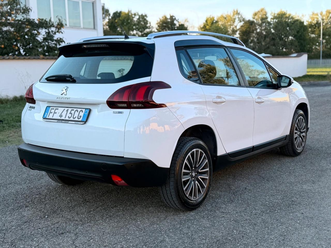 Peugeot 2008 DIESEL 1.6 Blue HDi EURO 6E