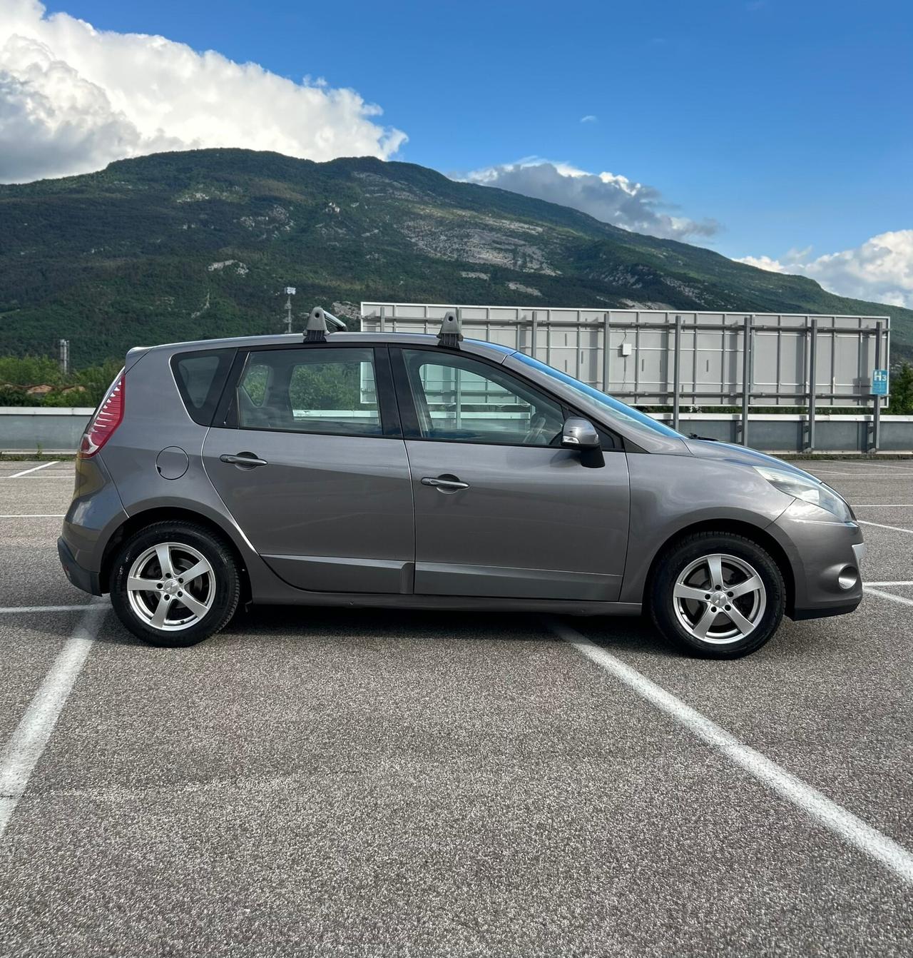 Renault Scenic X-Mod 1.5 dCi 110CV Luxe Neopat.