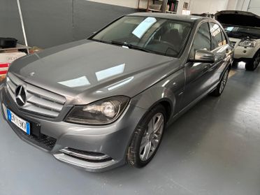Mercedes-benz C 220 200 CDI BlueEFFICIENCY Avantgarde