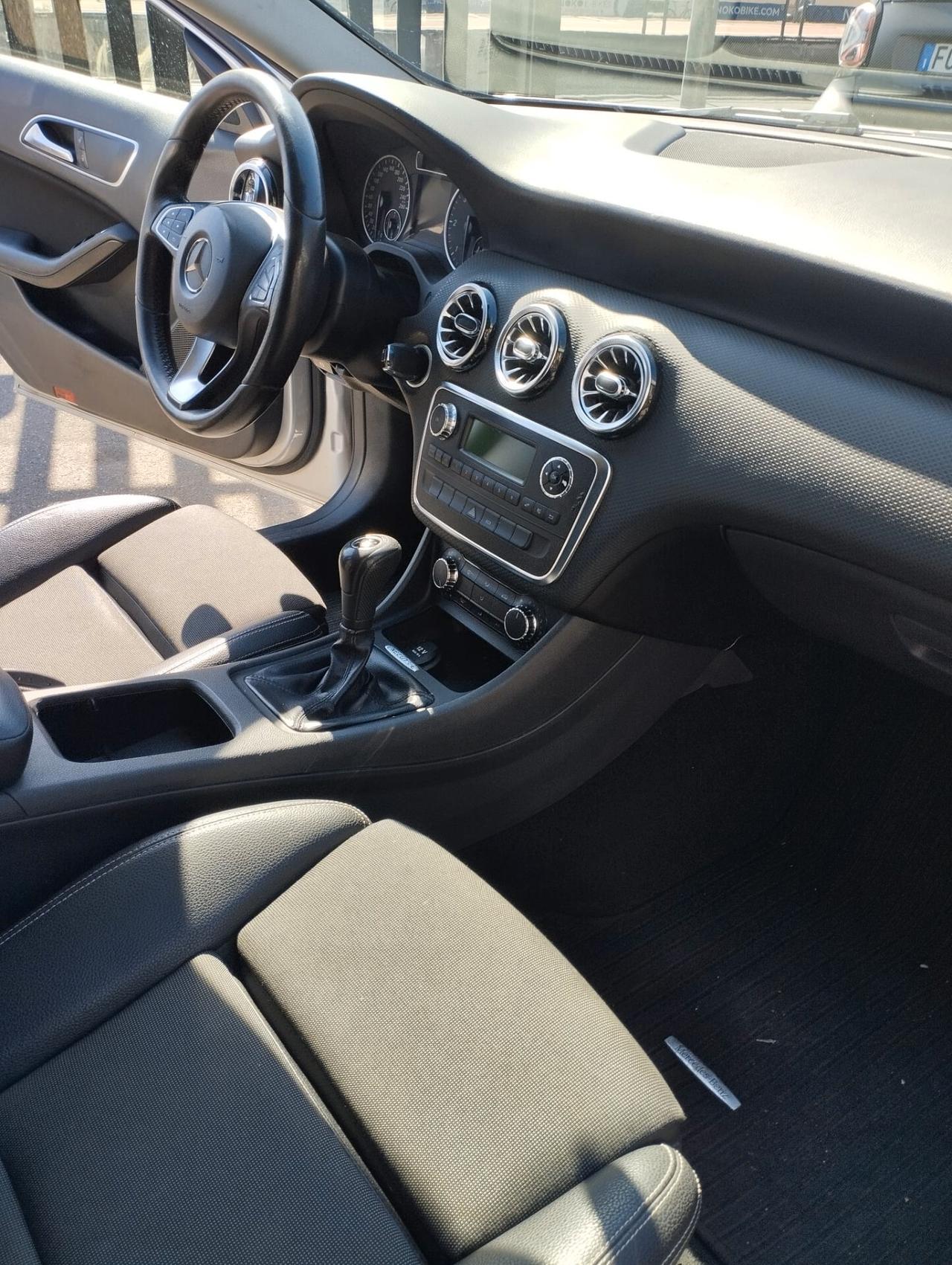 Mercedes-benz A 180 CDI Premium