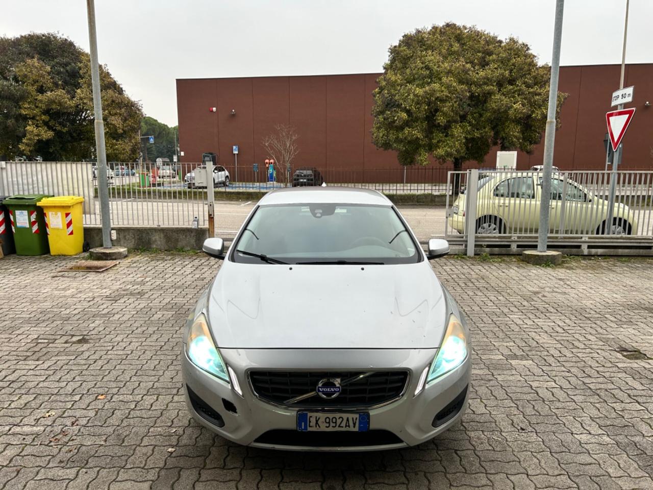 Volvo V60 1.6d cv115 DRIVE Kinetic S.W