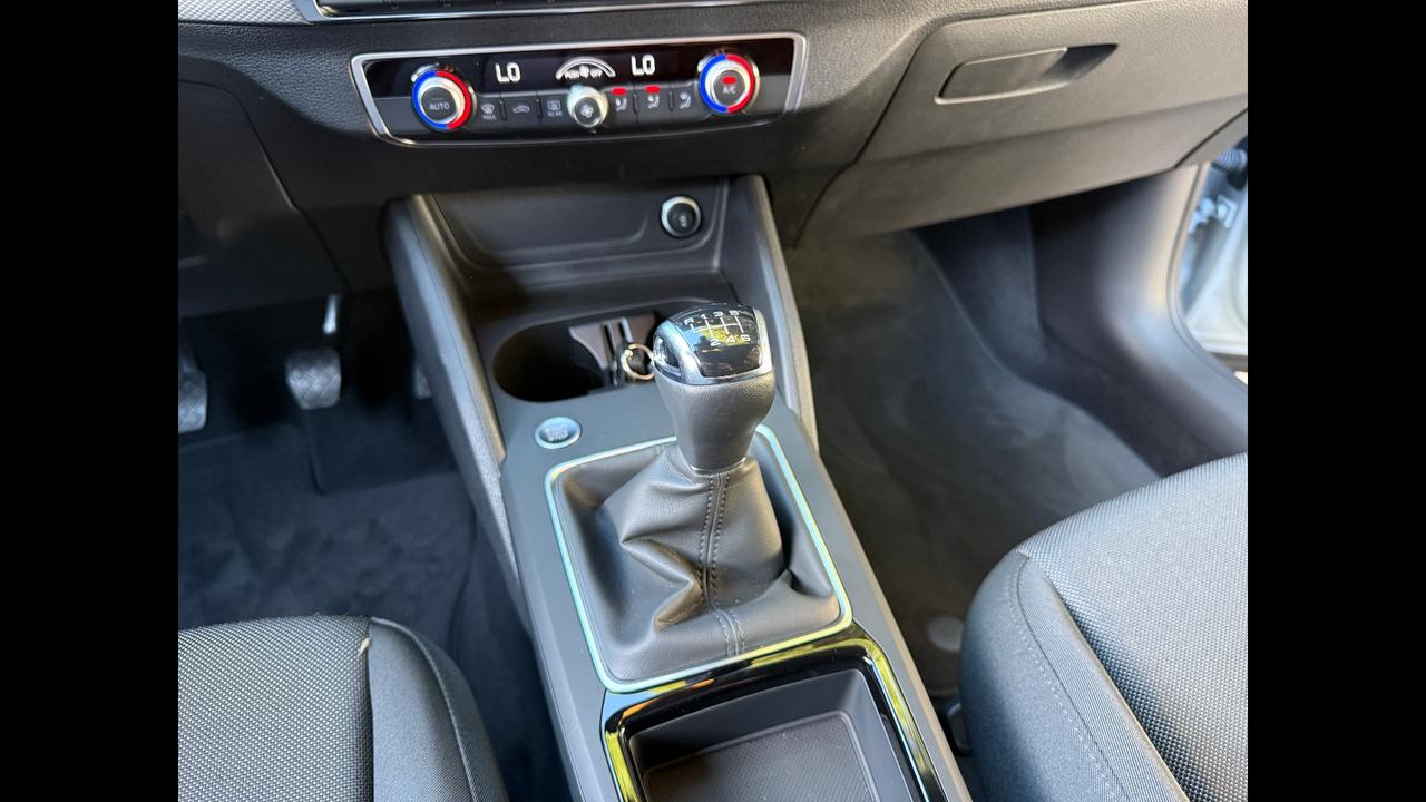 Audi Audi Q2 Business Advanced 30 TFSI 85(116) kW(CV) 6-marce