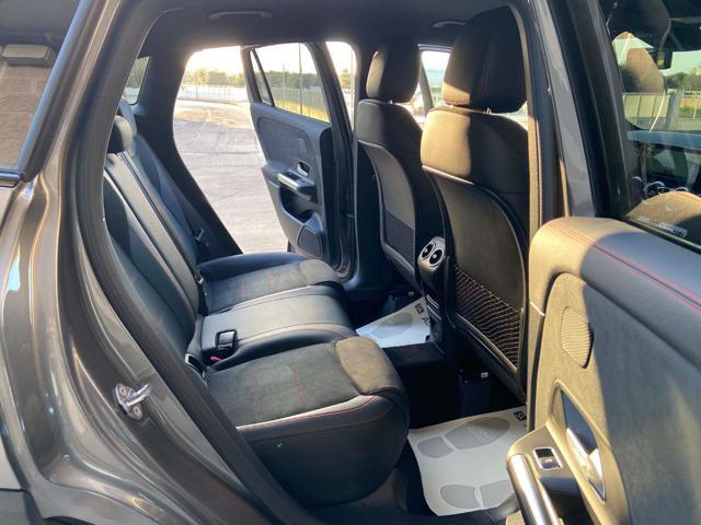 MERCEDES-BENZ GLA 200 d Automatic Premium Amg PACK NIGHT