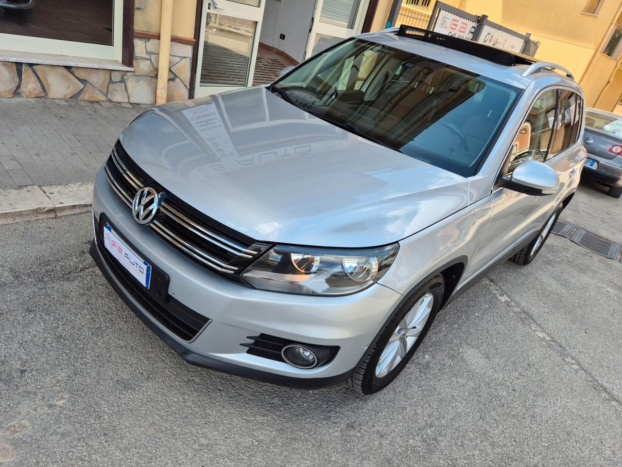 VW TIGUAN 2.0 TDI TETTO APRIBILE ANNO 2015 KMCERTIF