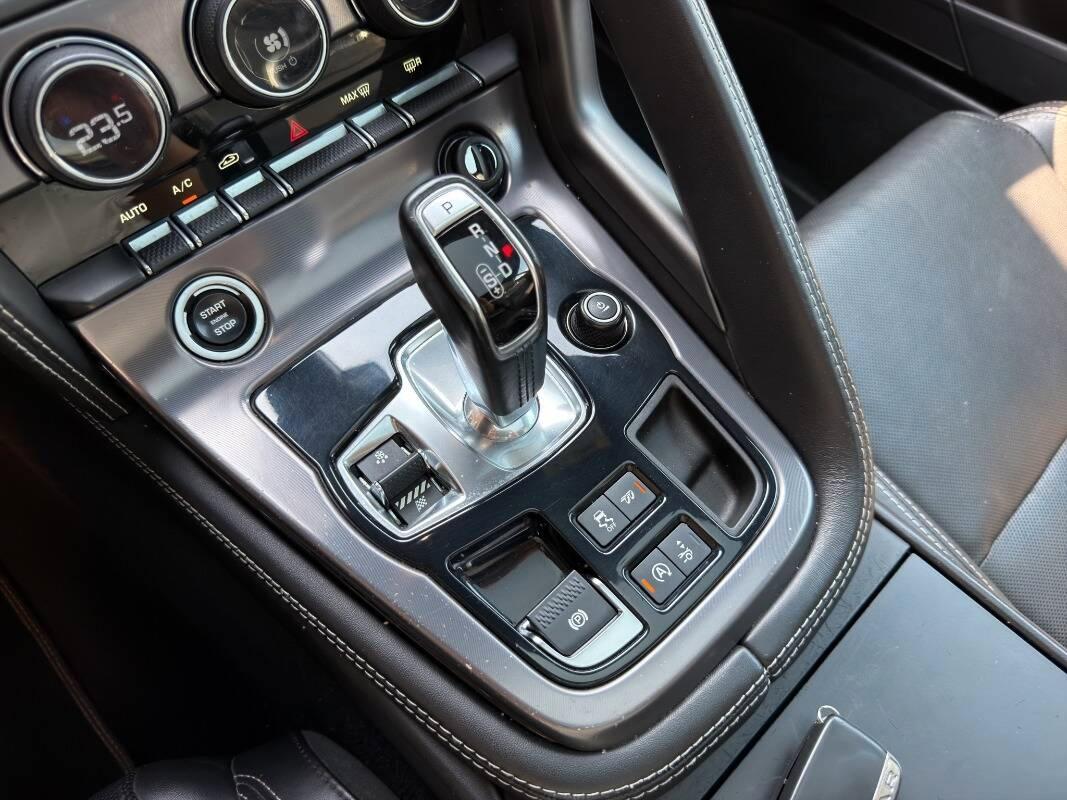 Jaguar F-Type 2020 Coupe 2.0 i4 First Edition rwd 300cv auto