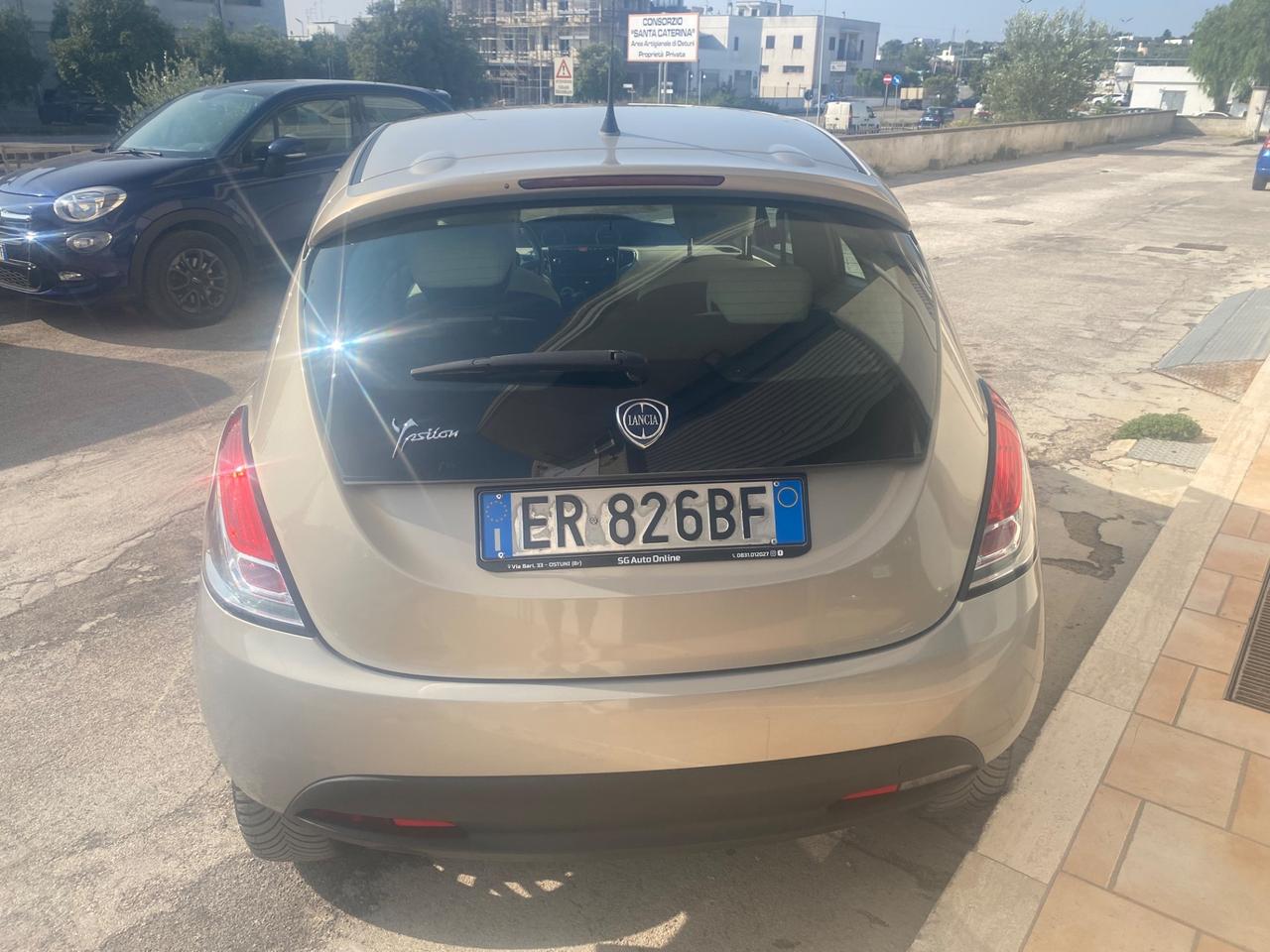 Lancia Ypsilon 0.9 TwinAir 85 CV 5 porte Metano Ecochic Gold