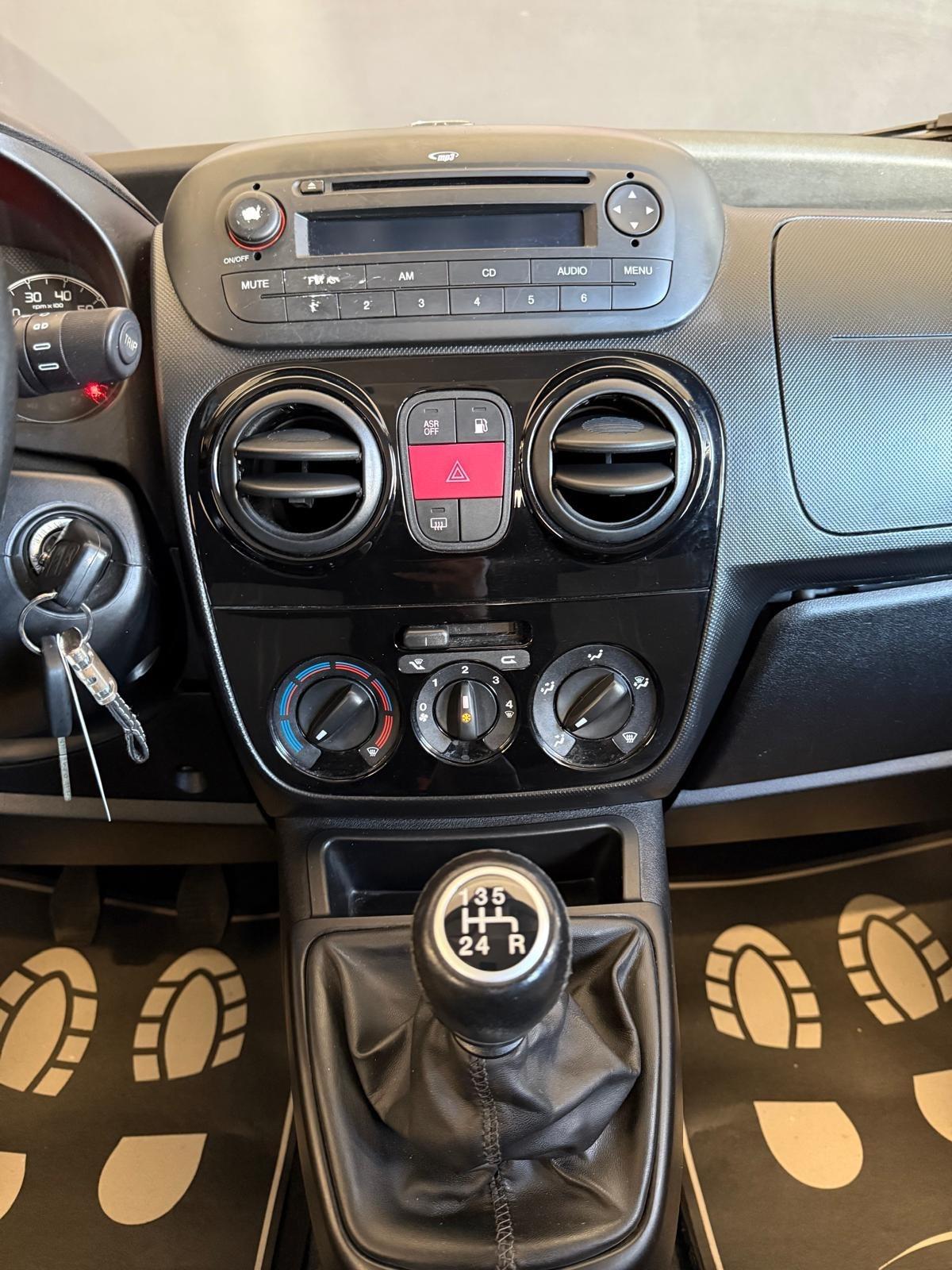 Fiat Qubo 1.4 8V 77 CV Active Natural Power