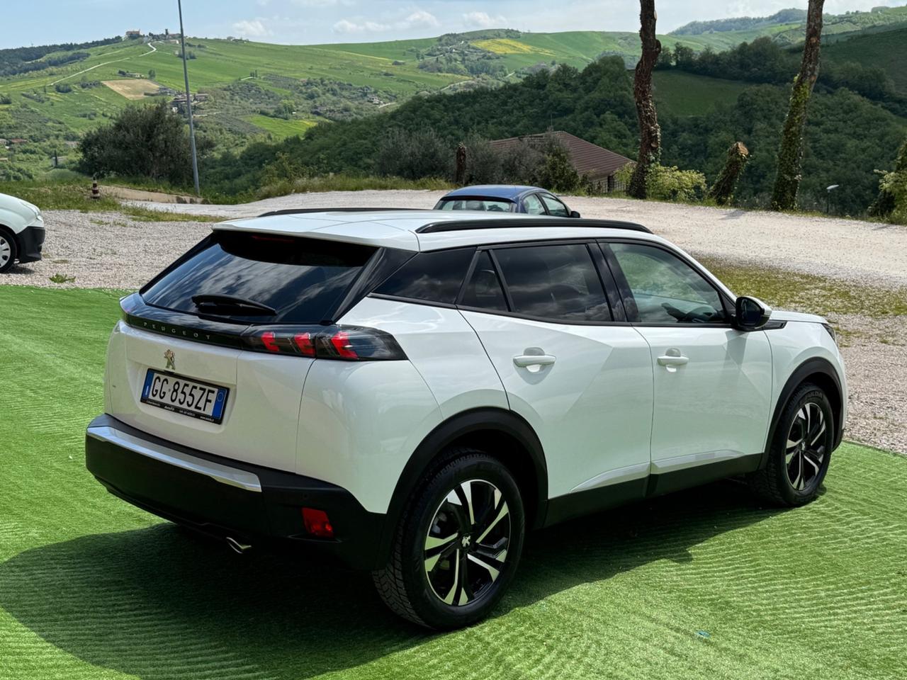 Peugeot 2008 BlueHDi 110 S&S Allure Pack