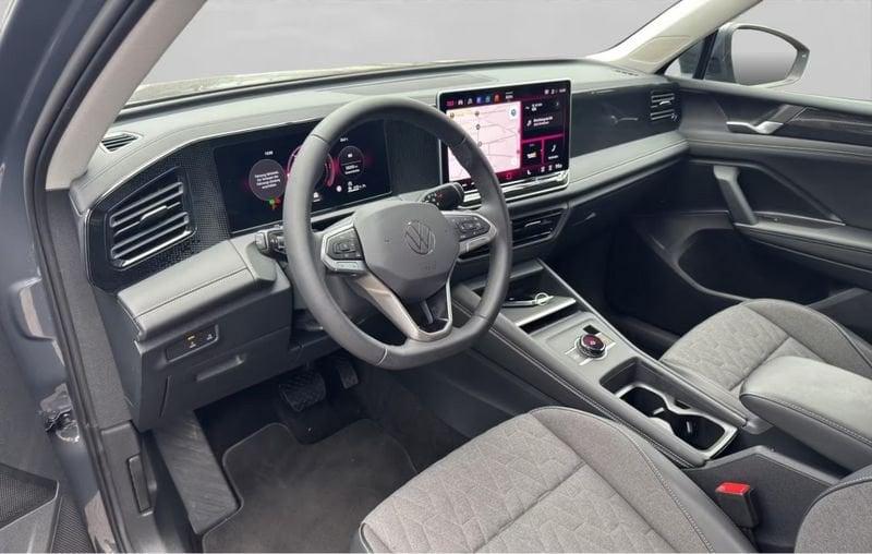 Volkswagen Tiguan Tiguan 2.0 TDI 150 CV DSG Life Cockpit Camera 18"