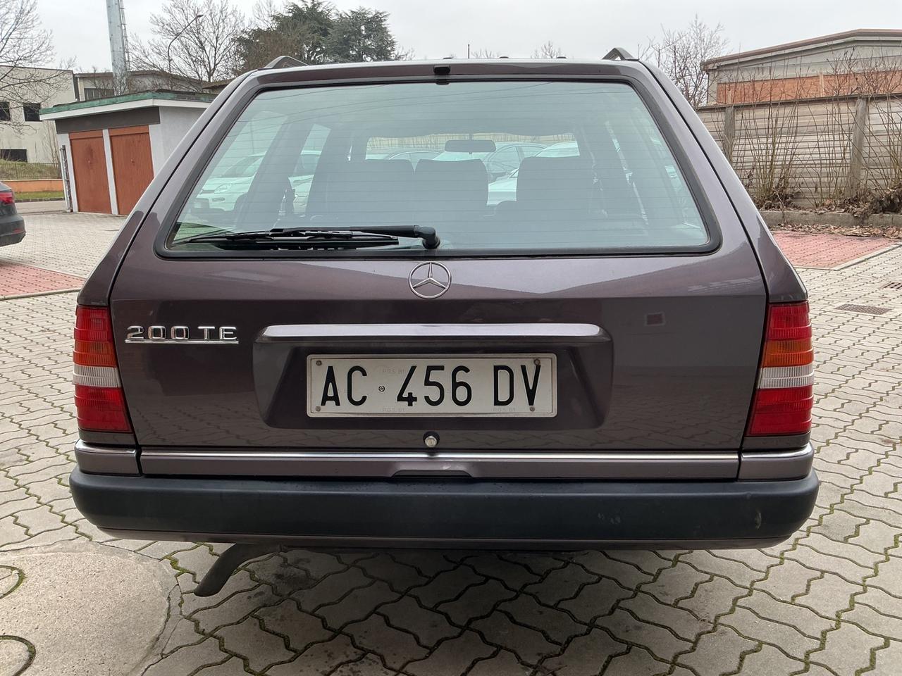 Mercedes-benz E 200 Station Wagon