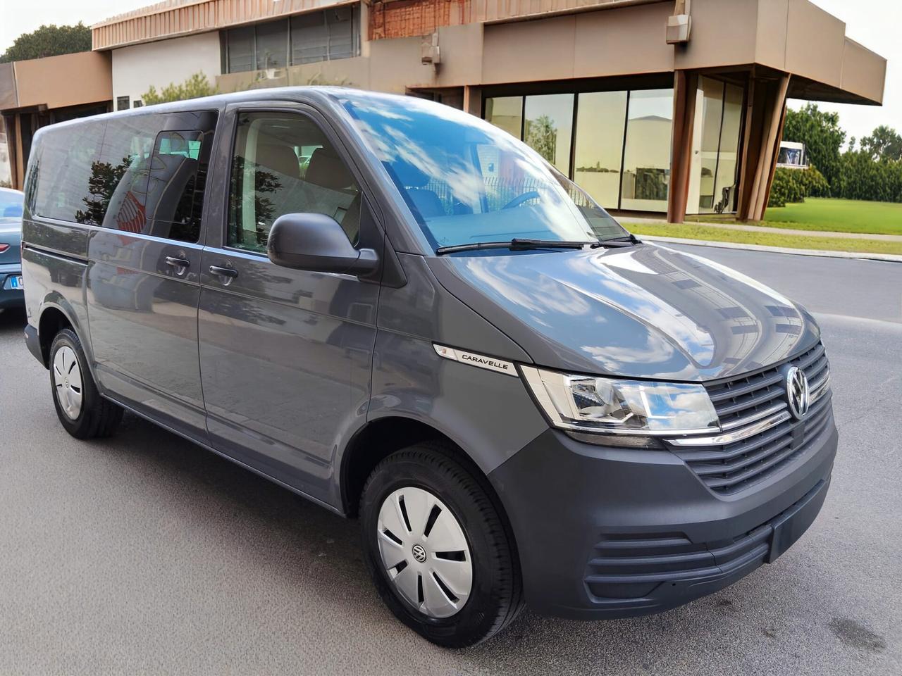 Volkswagen Caravelle 2.0 TDI 110 cv Trendline 9 posti