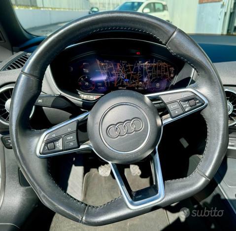 AUDI TT Roadster 2.0 TDI ultra Design