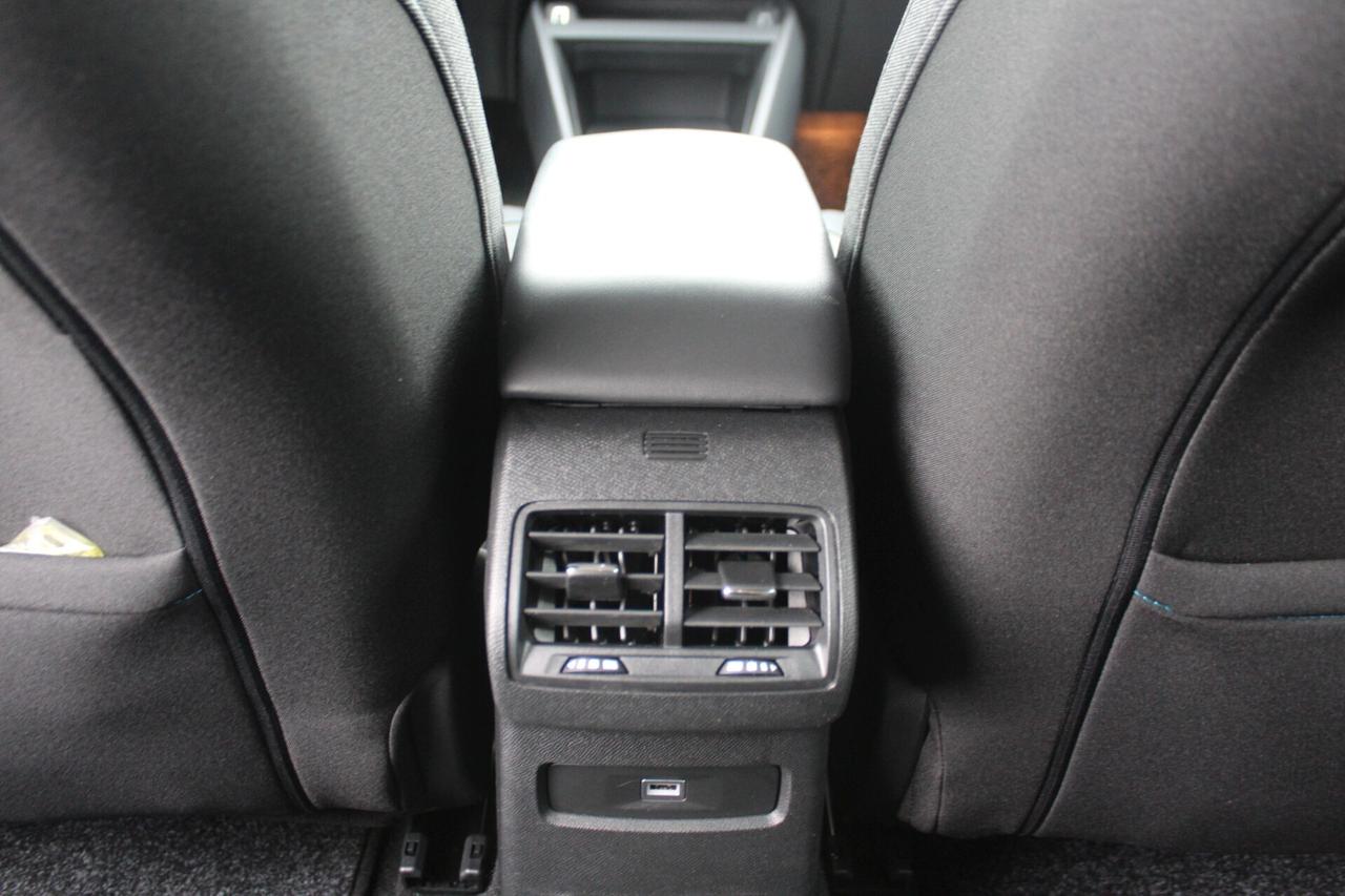 Citroen C4 BlueHDi 130 S&S EAT8 Feel Pack