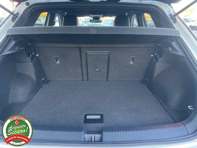 VOLKSWAGEN T-Roc 1.0 TSI R-Line - PER NEOPATENTATO -
