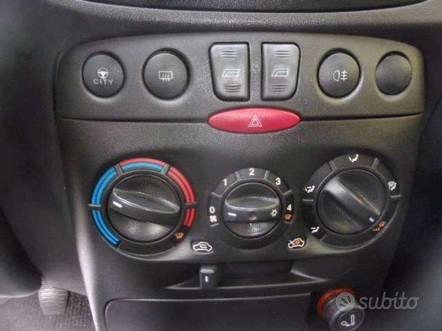 FIAT Punto 5p 1.2 Classic-SOLO 102.000 KM !!