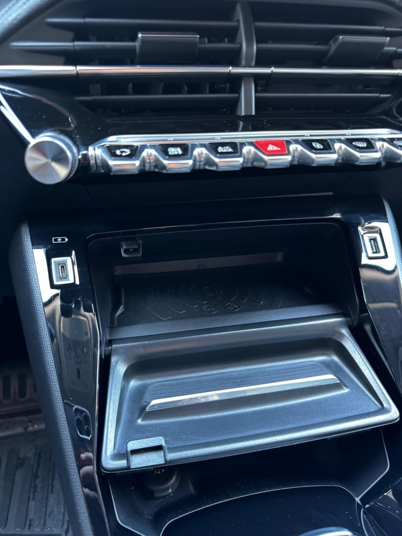 Peugeot 2008 BlueHDi 130 S&S EAT8 GT