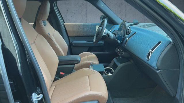 MINI Countryman C Favoured Countryman + Pacchetto M