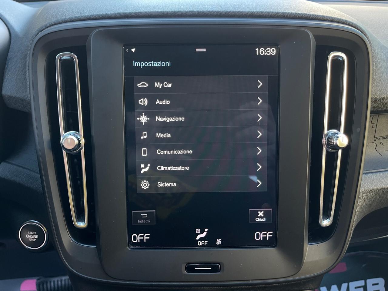 VOLVO XC40 D3 Geartronic Momentum 2020