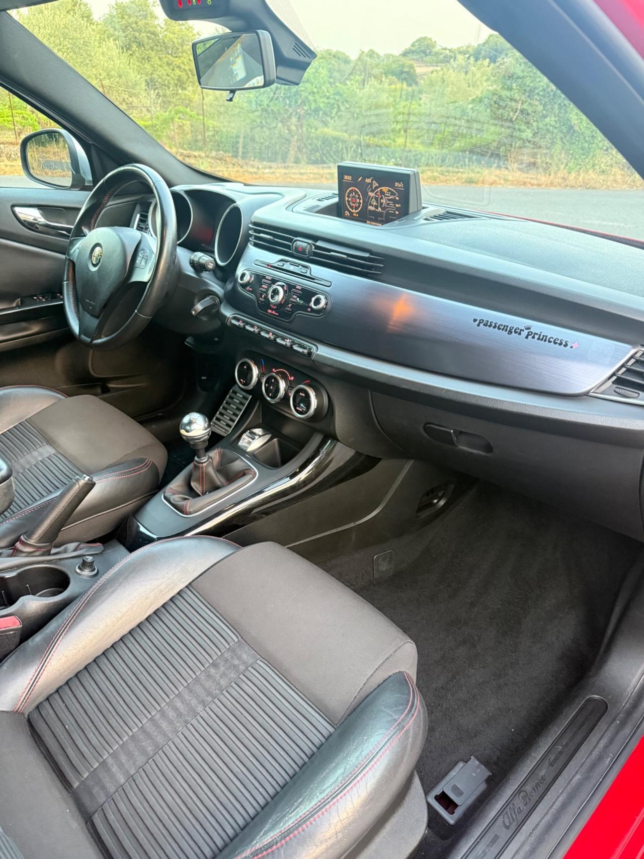 Alfa Romeo Giulietta 1.6 JTDm-2 105 CV Exclusive