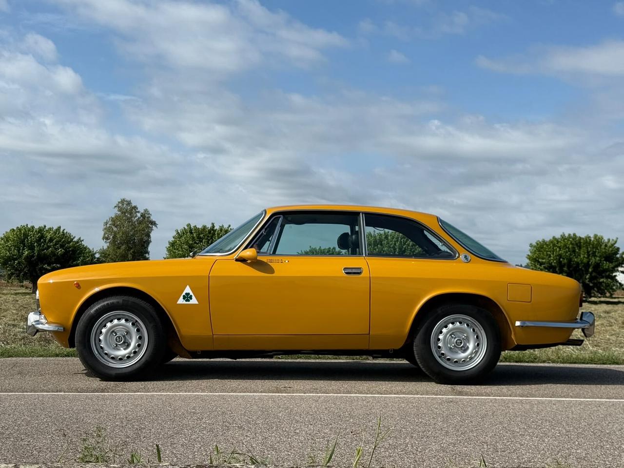 Alfa Romeo GT 2000 VELOCE "CERTIFICATA"