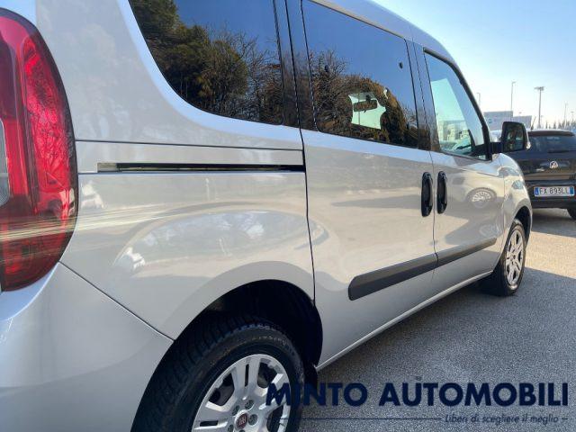 FIAT Doblo 1.6 MJT 105CV LOUNGE 5 POSTI AUTOCARRO RETROCAMERA