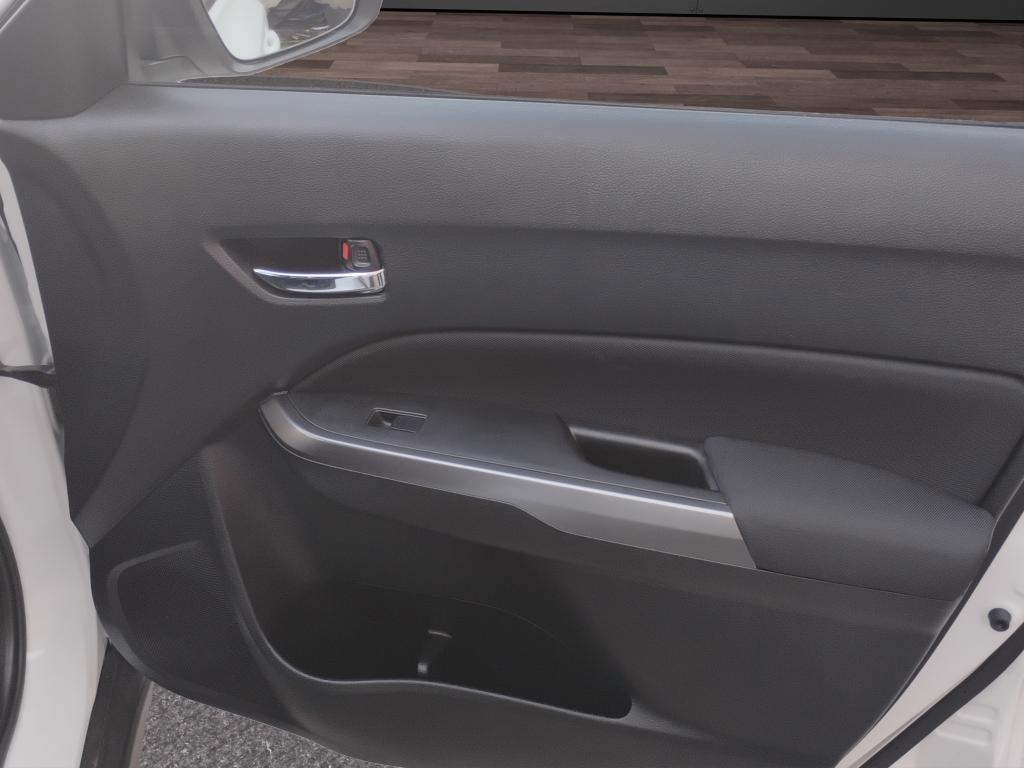 Suzuki Vitara 1.4h Easy Cool 2wd.TELECAMERA.SEDILI RISCALDATI