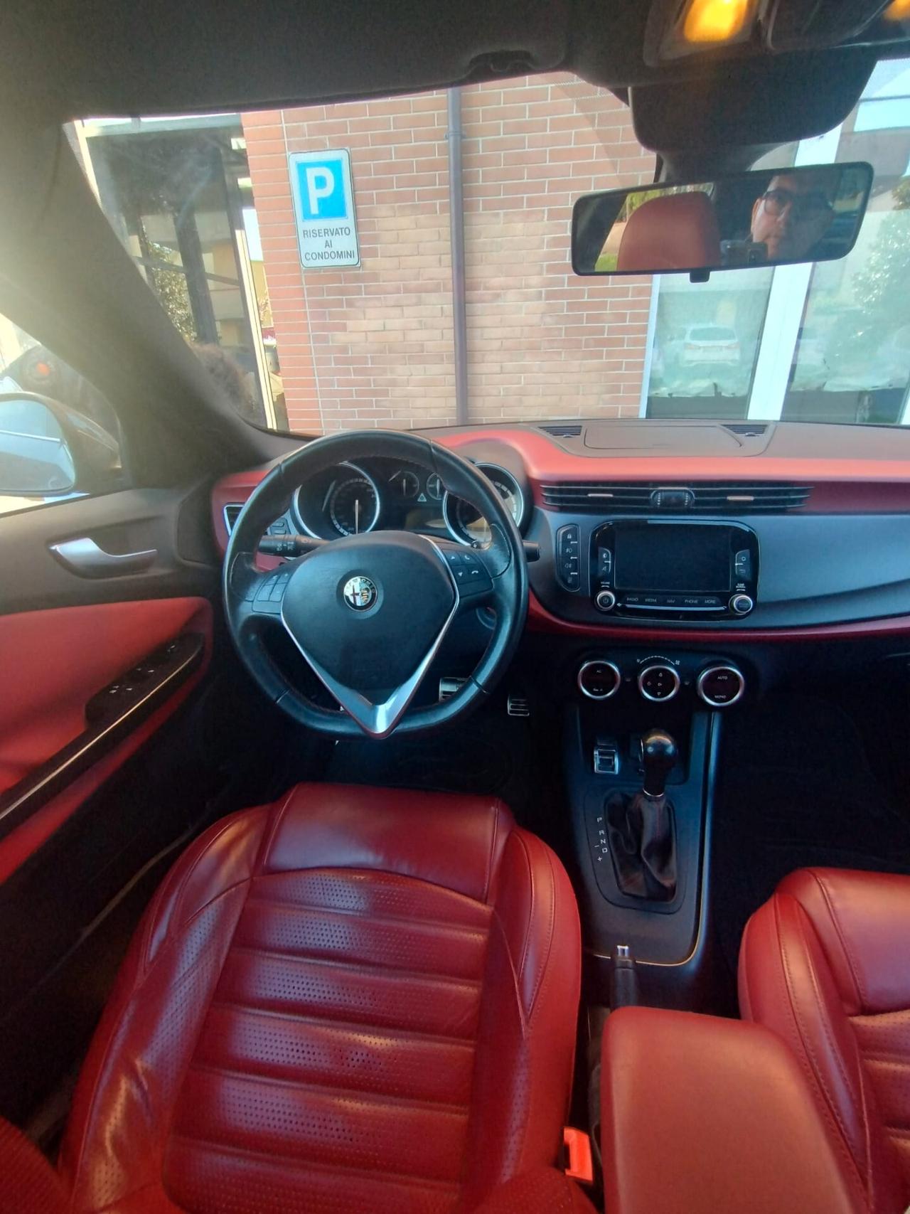 Alfa Romeo Giulietta 1750 Turbo TCT Quadrifoglio Verde