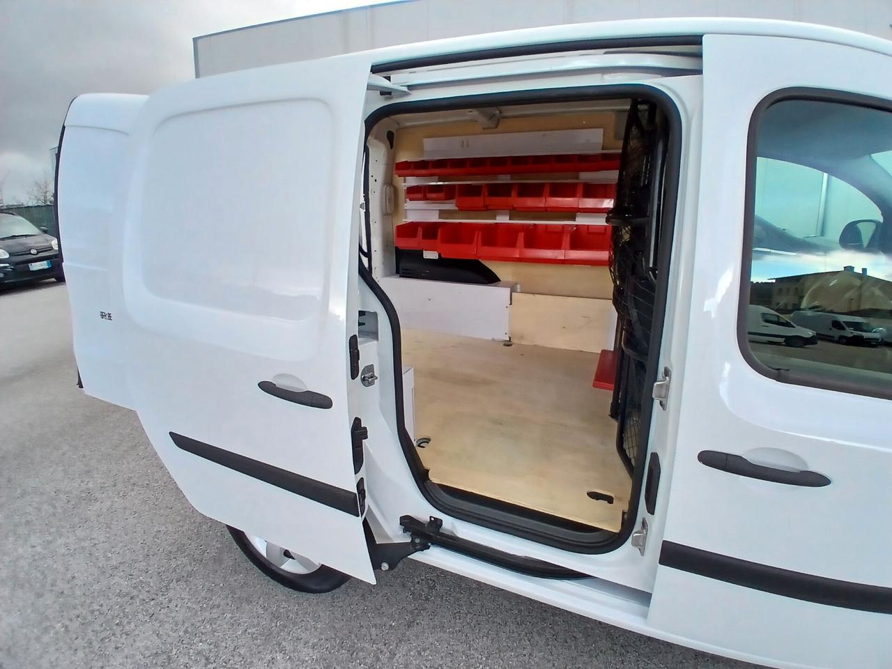 Renault Kangoo BLUE DCI 95CV 2020