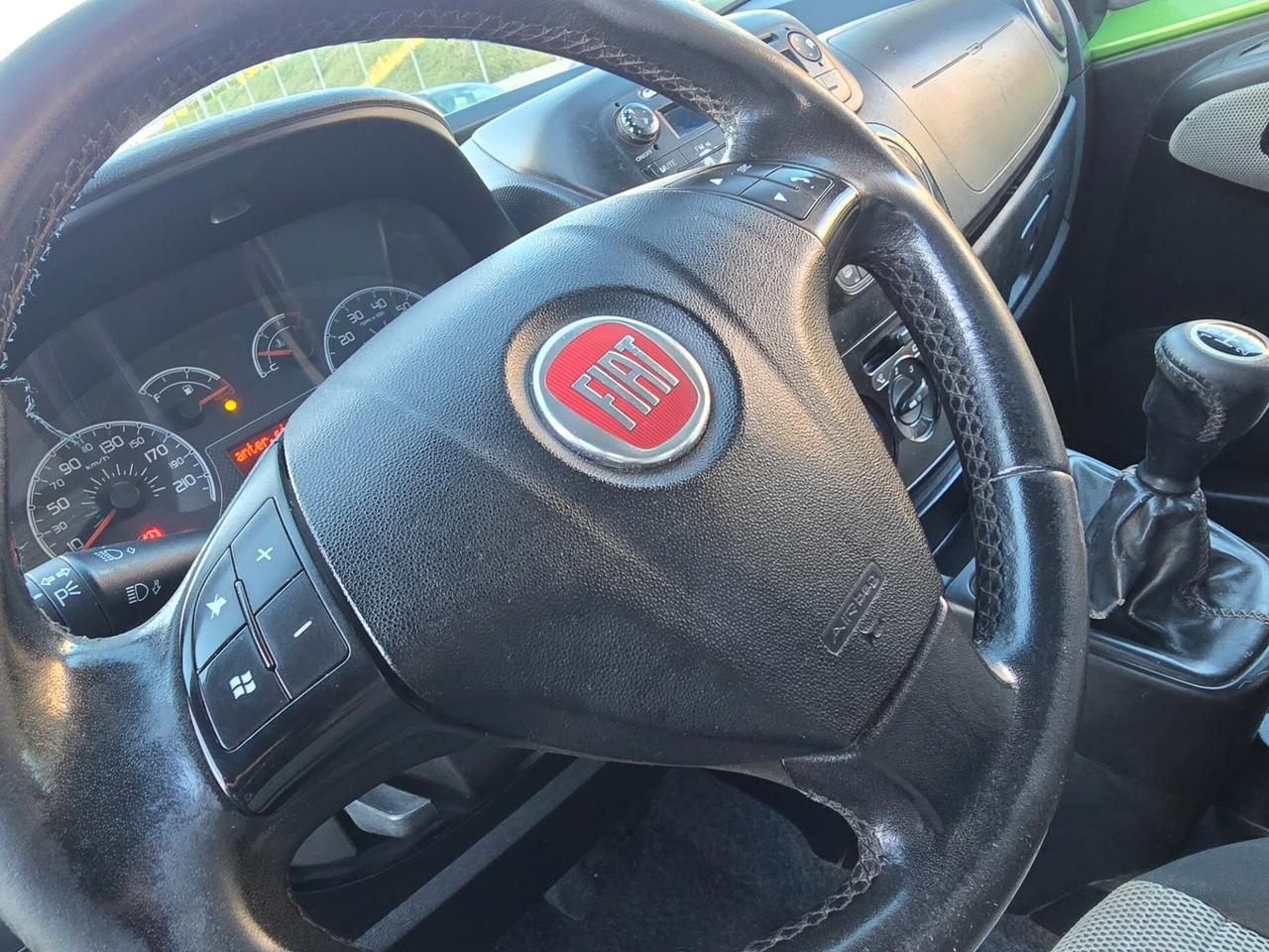 Fiat Qubo 1.3 MJT 95 CV Trekking