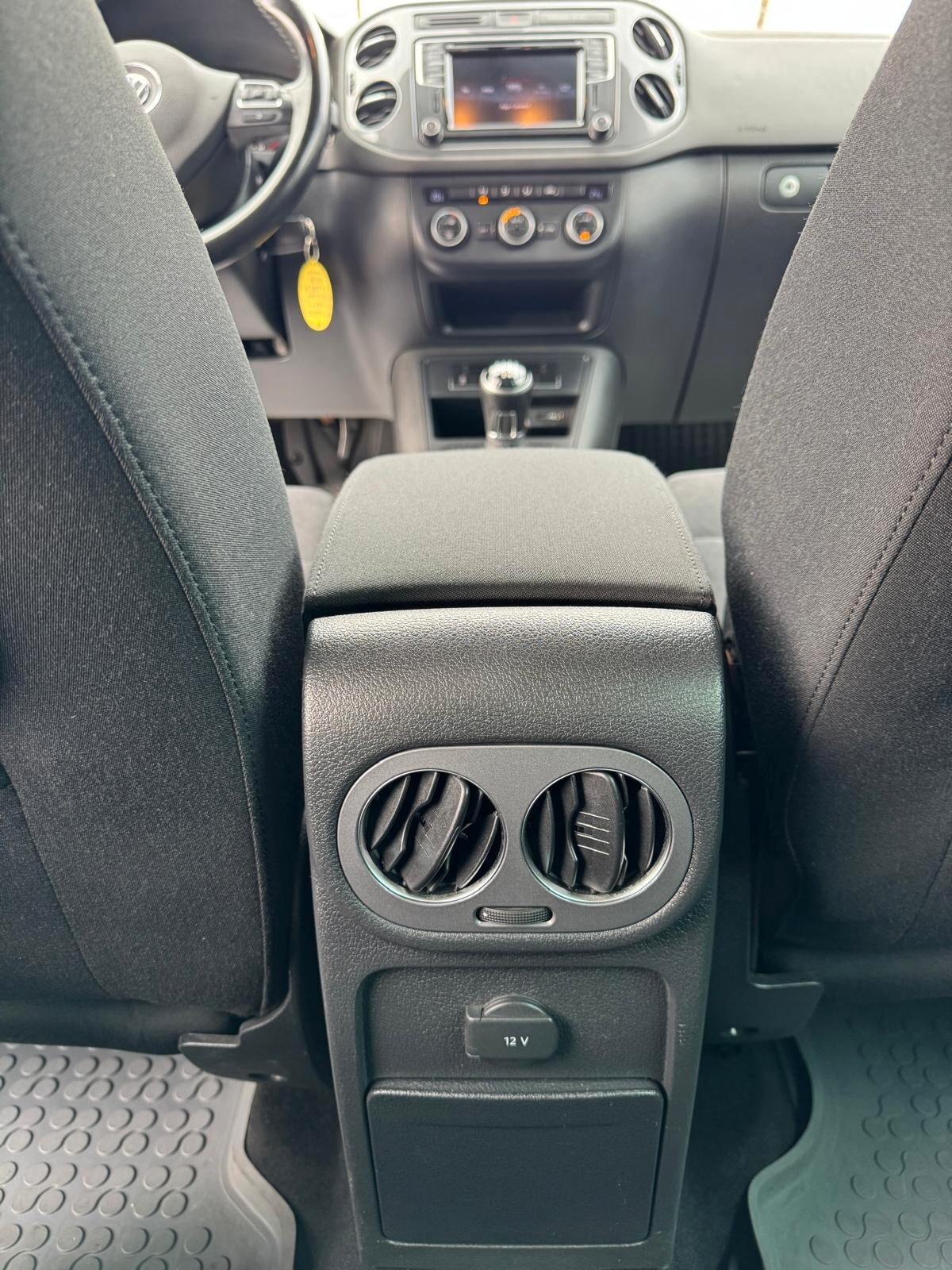 Volkswagen Tiguan 2.0 TDI 110 CV Sport BlueMotion Technology 2016