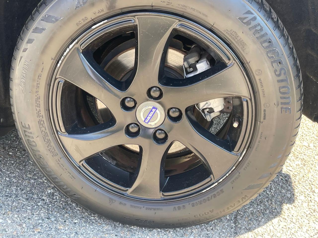 Volvo V40 Kinetic 2.0 D3 #9721