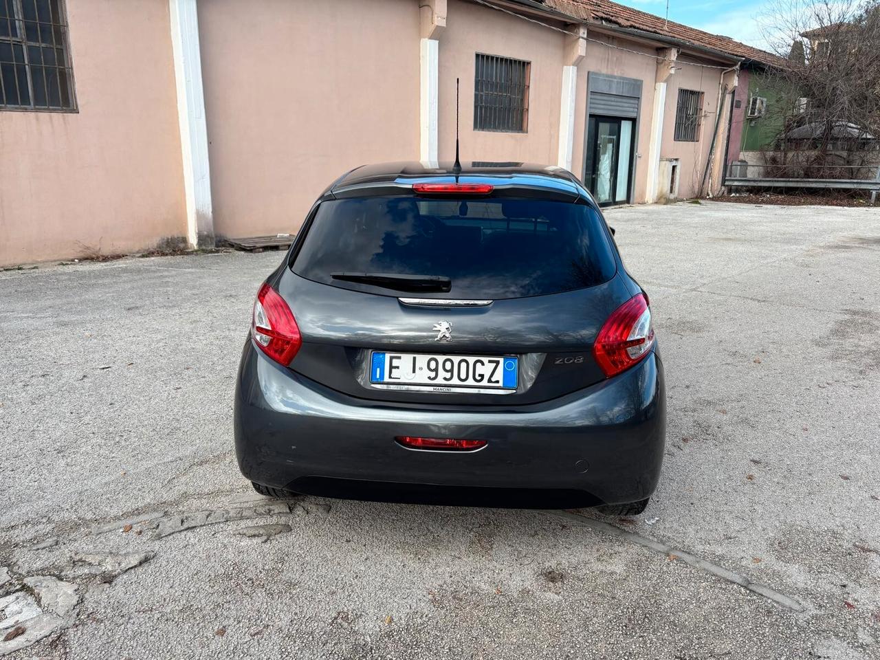 Peugeot 208 1.4 HDi 68 CV 5 porte Active