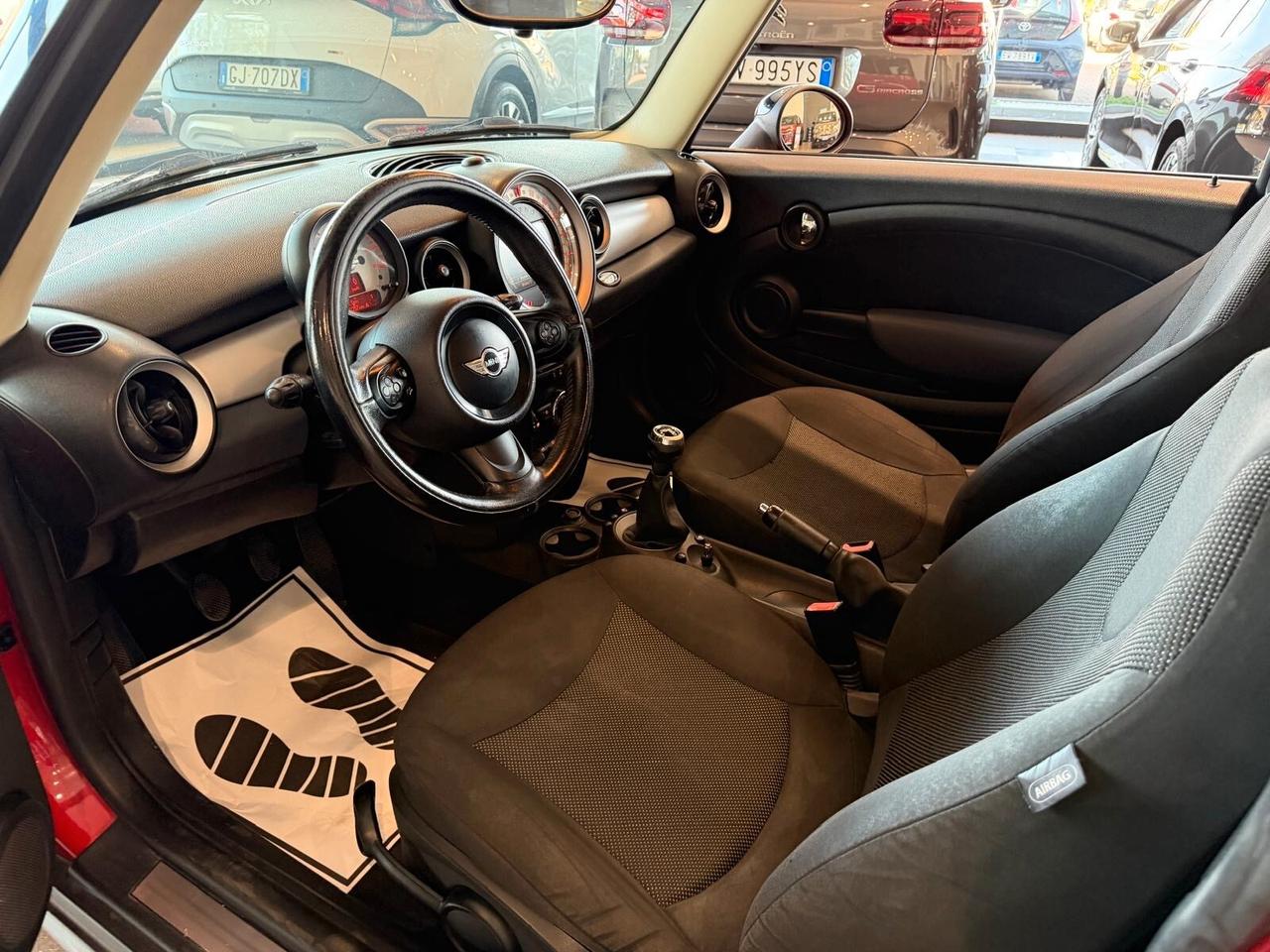 Mini 1.6 16V One (55kW)