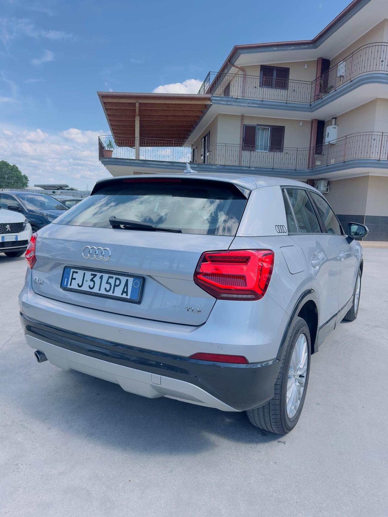 Audi Q2 30 TDI Business Design