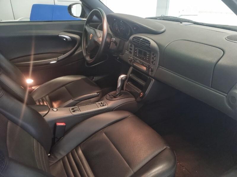 PORSCHE 911 (996) 911 Carrera cat Coupé