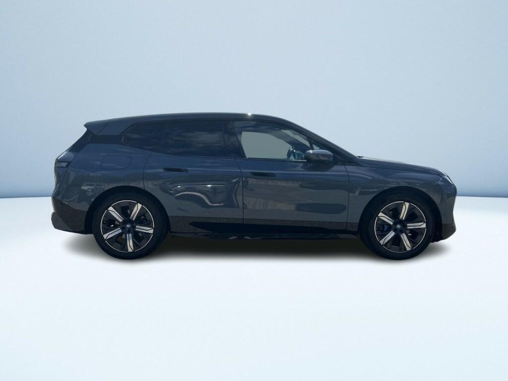 BMW iX 50 pacchetto sportivo xDrive