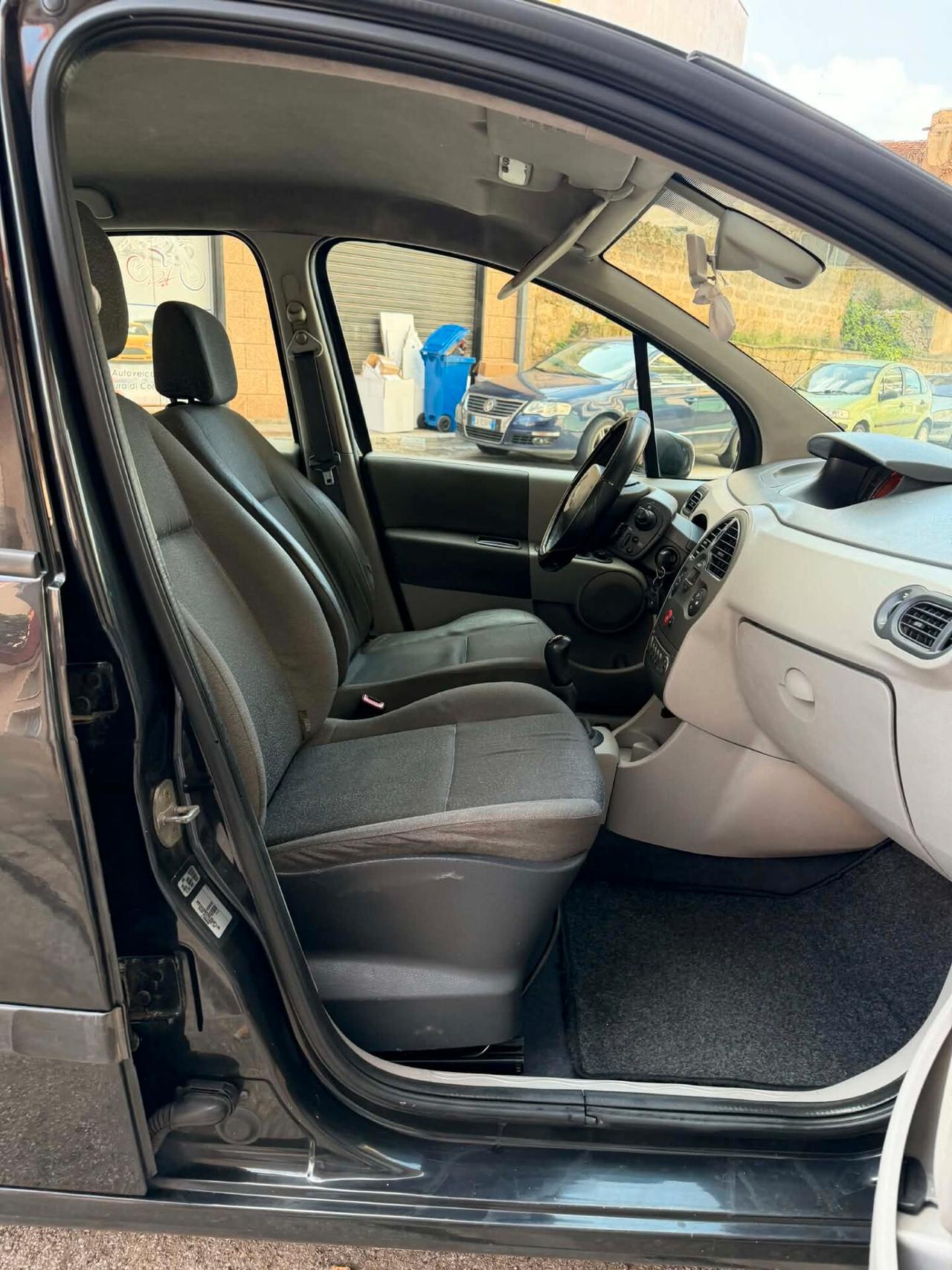 Renault Modus Grand 1.5 dCi 90CV Live