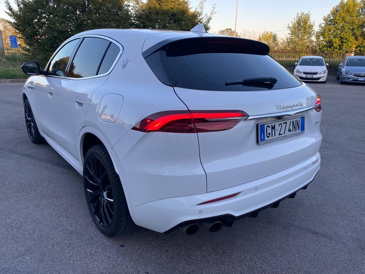 Maserati Grecale MHEV 300 CV AWD GT