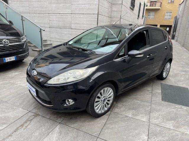 FORD Fiesta 1.4 TDCi 68CV 5 porte Titanium